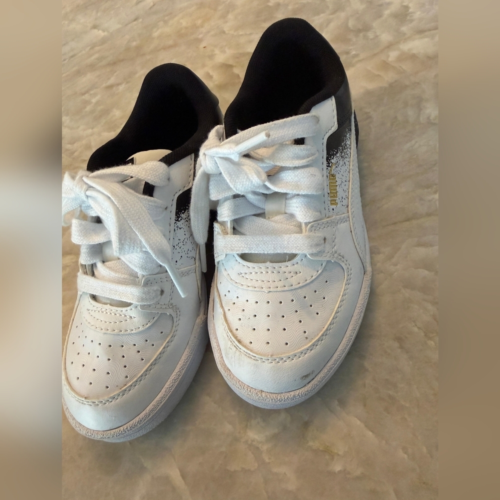 Puma Black and White Athletic Shoes - Picture 5 of 6